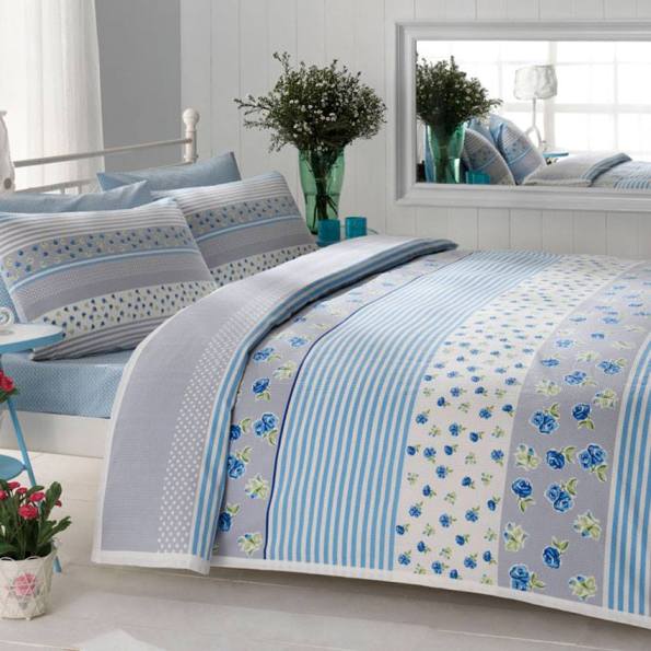 mavi gül desenli şık pike çeşitleri