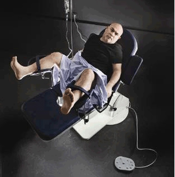 Güven Kıraç kadınlarla empati kuruyor