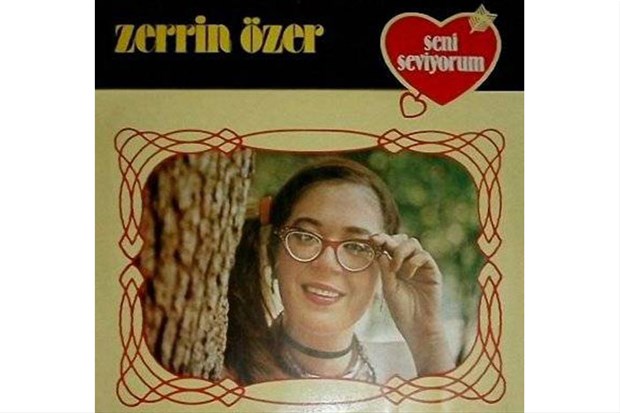 Zerrin Özer'in ilk albüm kapağı